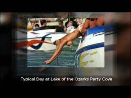 Watch or download party cove lake ozark party video part 1 hd video in mp4/3gp! Lake Party Cove Lake Of The Ozarks Party Cove Party Cove 2013 Youtube