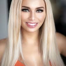 Brittany Brodeen's Instagram, Twitter & Facebook