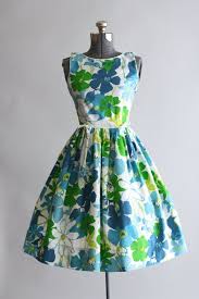 Check spelling or type a new query. 1950s The Modern Mantua Maker
