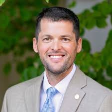 Recently, I had the honor of inheriting my grandfather's [Dr. Floyd Roebuck]  Howard College diploma. This holds not only personal significance but also  a rich family history here at Samford…