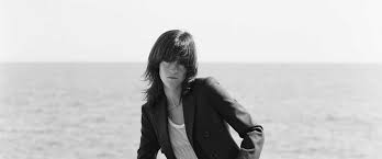 Suzanne lindon, 20 ans, fille d'un couple emblématique du cinéma hexagonal, se jette à l'eau. Photos Vincent Lindon Et Sandrine Kiberlain Leur Fille Suzanne Nouvelle Egerie Mode Gala