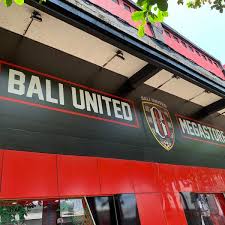 Tribun bali kanal bali united menyajikan berita seputar bali united. Fotos Bei Kapten Dipta Stadium Bali United Gianyar Bali