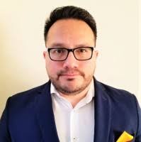 90+ "Dwight" profiles