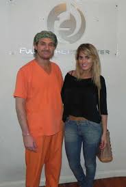 En el ambiente de la farándula es conocido como el cirujano de las famosas. Silvina Luna Conto Como Es Su Vida Luego De Sufrir Mala Praxis En Una Operacion