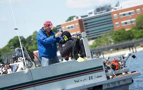 Revolutionary War shipwrecks get first good look in years