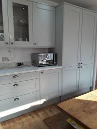 Including photos that demonstrate different colours, finishes, and cabinetry, many of these ideas can be tailored to suit any room size, shape, and interior style, making it easy to apply. Kitchen Ideas Howdens Shreenad Home