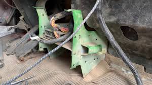 Have a 2006 kenworth t300. 2005 Kenworth T800 Blower Motor Resistor Location Youtube