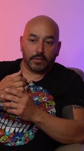 Raza….para que vean que también le hago a la talacha de la construcció...