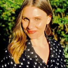 Victoria Rossi's Instagram, Twitter & Facebook