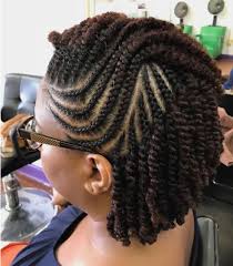 A kinky earing with a contrast lip color gives an astounding afro touch. 30 Must Try Kinky Twist Hairstyle Ideas For Your Natural Hair