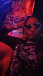 shout out to everyone supporting my Diamond David. .. keep streaming Good  music.. #diamonddavid