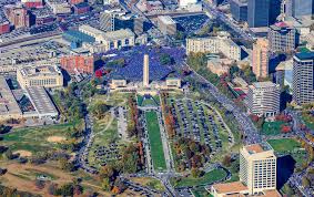 Kansas City Turns Royal Blue Kansas City Royals Kansas City Royals Baseball World Series Parade