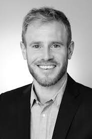 Lorena Blum's Instagram, Twitter & Facebook