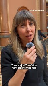 Should Iowa do more to prevent the Iowa Legislature from using insider info  to buy stocks?