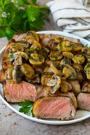 Finely cut the onion, spread it in a saucepan, and fry on medium heat, with olive oil. Mushroom Steak Sauce Dinner At The Zoo