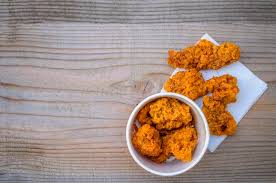Dada ayam panggang atau goreng dilapisi kulit. Bagaimana Cara Menggoreng Dada Ayam Goreng Resipi Ayam 2021