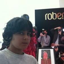 Alex Safavi (@perhapsyouknow)