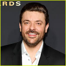 Country Music Singer Chris Young Cleared of Charges After Nashville Arrest,  Lawyer Releases Statement