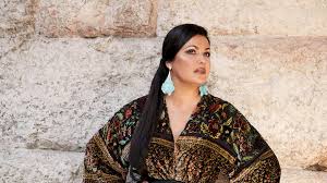 Zwischen ihr und dem bariton luca salsi (scarpia). Centre Stage Artist Management Anna Netrebko Tosca Bei Den Pfingstfestspielen In Salzburg