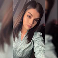 Supportive Conversation Among Content Creators