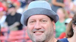 Former NHL tough guy Lyndon Byers, who had more than 1,000 penalty minutes  in his career, has died at 61, the Boston Bruins announced. See link below  ⬇️ bit.ly/45VLLFa