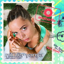 Molly Daniel Moving & Still image maker