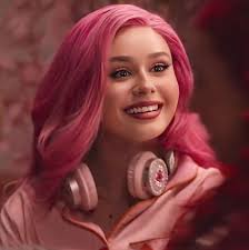 What if Glinda from Wicked was Bridget's Fairy Godmother?!! : r/Descendants