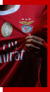 Founded on 28 february 1904 as sport lisboa. Simbolos Emblema Do Benfica A Imagem De Marca Sl Benfica