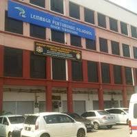 Sebarang pertanyaan berkaitan nikah , cerai dan rujuk negeri terengganu, tuan/ puan boleh berhubung melalui medium komunikasi yang telah disediakan oleh jabatan dan mematuhi sop yang telah ditetapkan Jabatan Pendaftaran Pertubuhan Negeri Terengganu Ros Kuala Terengganu Terengganu