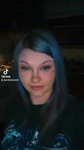 Andrea Lease's Instagram, Twitter & Facebook