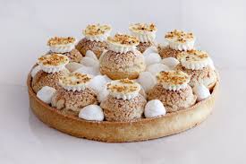 Saint Honore Tart Caramel Vanilla And White Chocolate Popular Desserts Puff Pastry Crust Tart