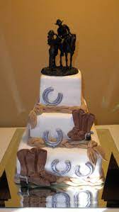 Country Wedding Cake Love The Topper Country Wedding Cakes Western Wedding Cakes Wedding Cake Photos