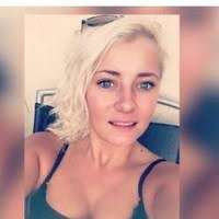 70+ "Stacey Moon" profiles