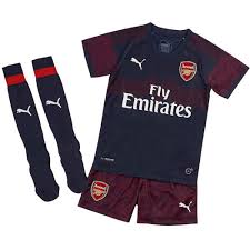 Yep, for the 2019/20 season arsenal will be wearing an away shirt inspired by the iconic 'bruised banana' design from the early 1990s. Jersey Arsenal 2019 Away Buy Clothes Shoes Online