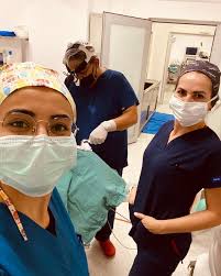 Ekip çalışması… 3 saatte 2 Septorinoplasti ameliyathanede yaparız.Öğleden  sonrada 30 poliklinik hastası muayenesini hallederiz eyvallah…Magic  Let-down septorinoplasti+Tip lift. #septorhinoplasty #rinoplasti  #septorinoplasti #burunestetiği #estetikburun ...