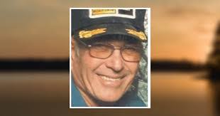 Leon Ogle's Instagram, Twitter & Facebook