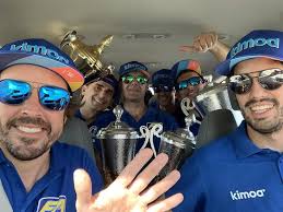 Fernando Alonso sube al podio en las 24 Horas de Dubái