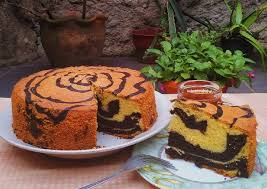 1 butir telur, 125 gr gula, 200 ml air/santan, 200 gr terigu, 1 sachet vanili, 2 sdm susu bubuk 1 sdm bubuk coklat (bisa diganti white. Rahasia Memasak Marble Cake Resep Law Thomas 6 Telur Yang Gurih