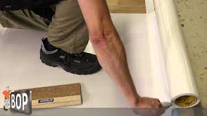 Ihre vorstellungen und ideen kombiniert mit unserer. Teppich Auf Parkett Oder Laminat Verlegen So Geht S Youtube