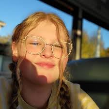 The World At It's Finest: A Collection Of Poetry Observing The World's  Beauties And Cruelties: Bloomer, Ms Sarah Jane, Bloomer, Ms Sarah Jane:  9798388428240: Amazon.com: Books