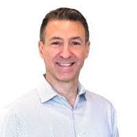 Oscar Cuellar's Instagram, Twitter & Facebook