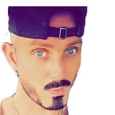 Anthony sosie de matt.pokora