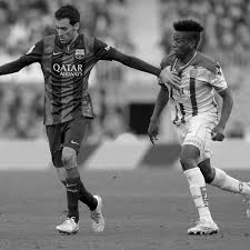 How exactly did you determine these to be agonal breaths from this video? Fussballer Ekeng Gestorben Zusammenbruch Wahrend Spiels In Rumanien Fussball