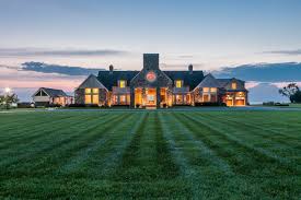 Conquest Manor Up For Auction Saturday Pretty House Manor Mansions