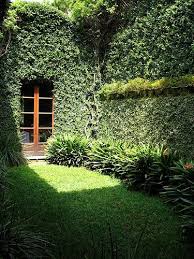 A Gorgeous Little Garden Niche Landscape Design Beautiful Gardens Dream Garden