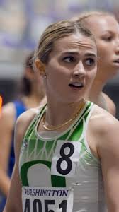 The Women of Oregon are firing! In the mile, Maddy Elmore ran 4:31.41 and  Mia Barnett 4:33.40 moved up to No. 4 and No. 10 UO all-time, respectively.  #GoDucks