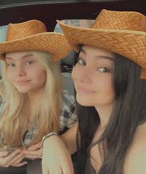 𝕓𝕖𝕝𝕝𝕒⚡️ (@bellalkiani) • Instagram photos and videos