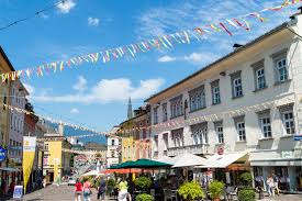 It is an important traffic junction. City Tour Villach Villach Erleben Stadtrundgang Outdooractive Com