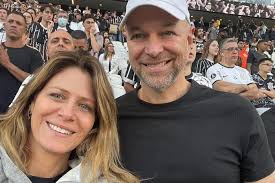 Didi Wagner anuncia separação após 24 anos de casamento