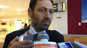 Così l'assessore regionale alla salute in sicilia, ruggero razza, indagato dalla procura di trapani nell'inchiesta sulla presunta trasmissione di dati falsi all'iss per alterare le informazioni sul covid. Razza Il Virus Sta Colpendo I Piu Giovani Chiediamo Attenzione E Rispetto Delle Regole Ragusa Oggi